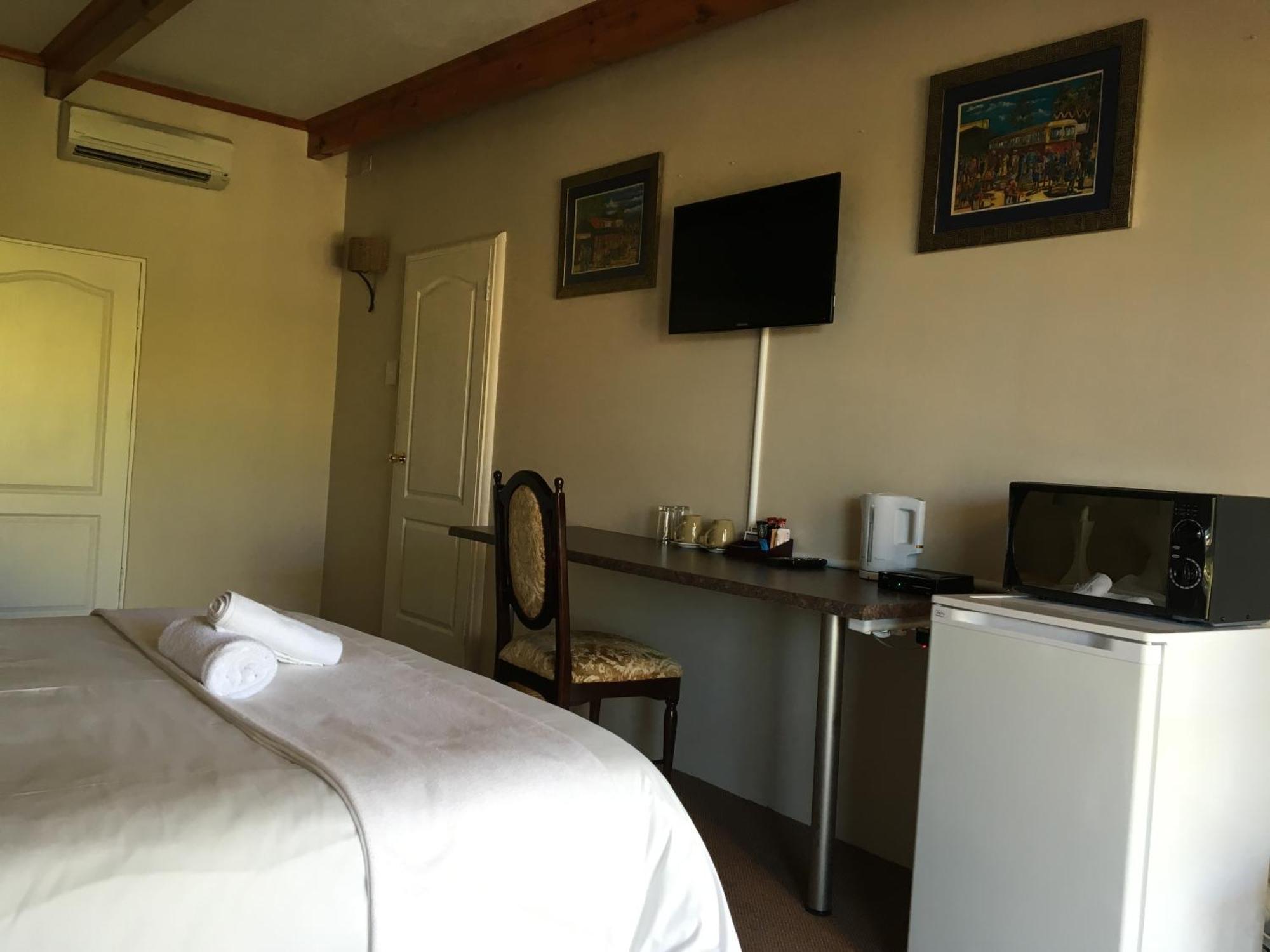 Smart Villa Guest House Ист-Лондон Номер фото