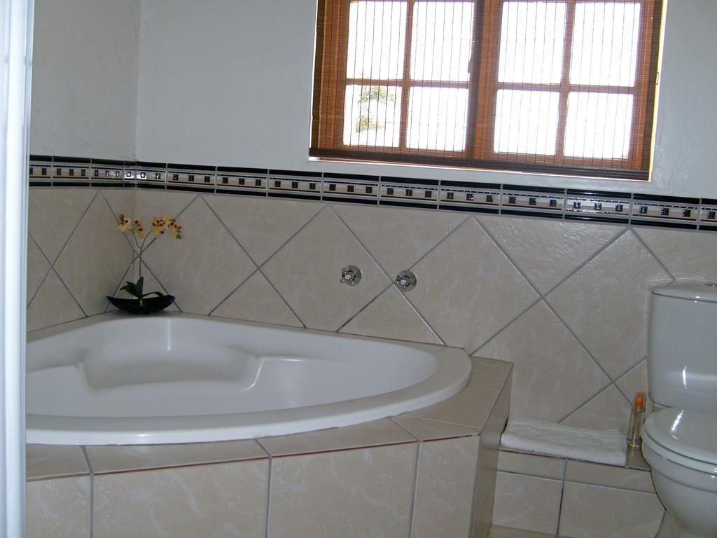 Smart Villa Guest House Ист-Лондон Номер фото