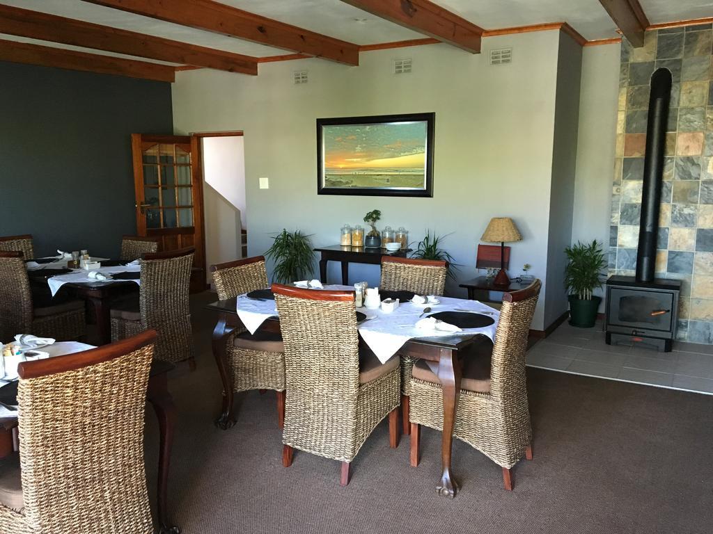 Smart Villa Guest House Ист-Лондон Экстерьер фото