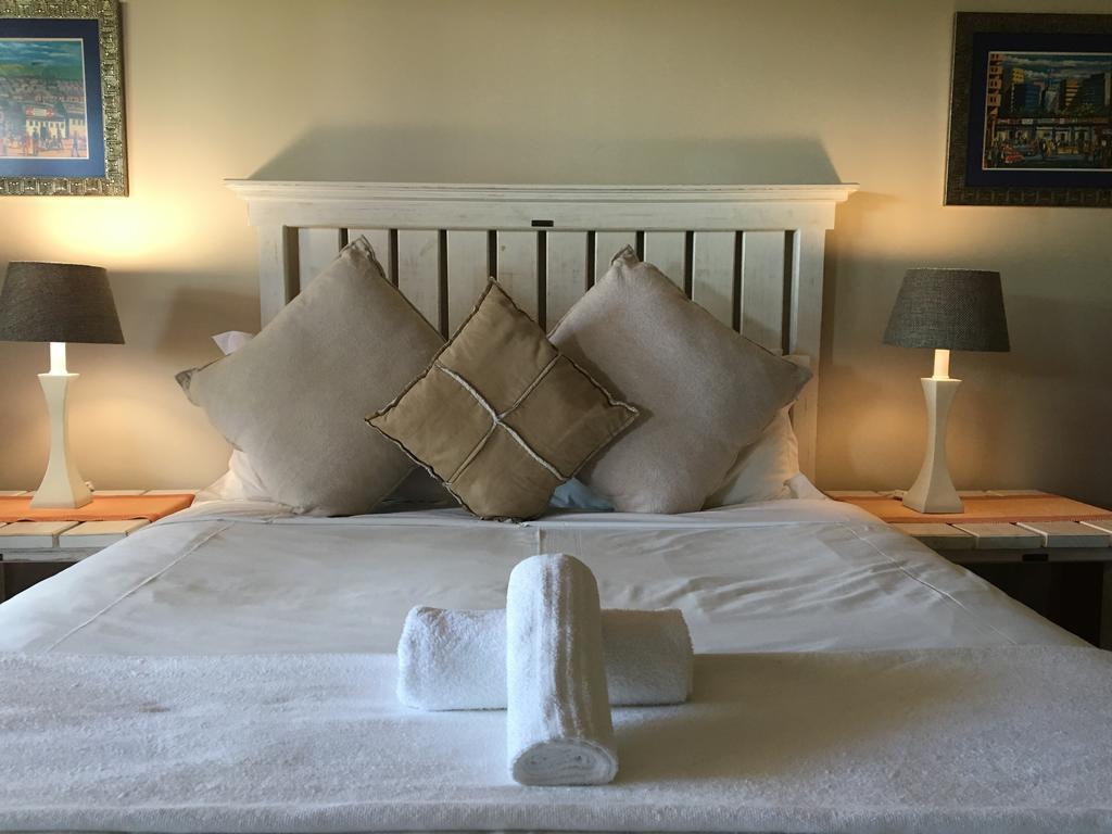 Smart Villa Guest House Ист-Лондон Экстерьер фото