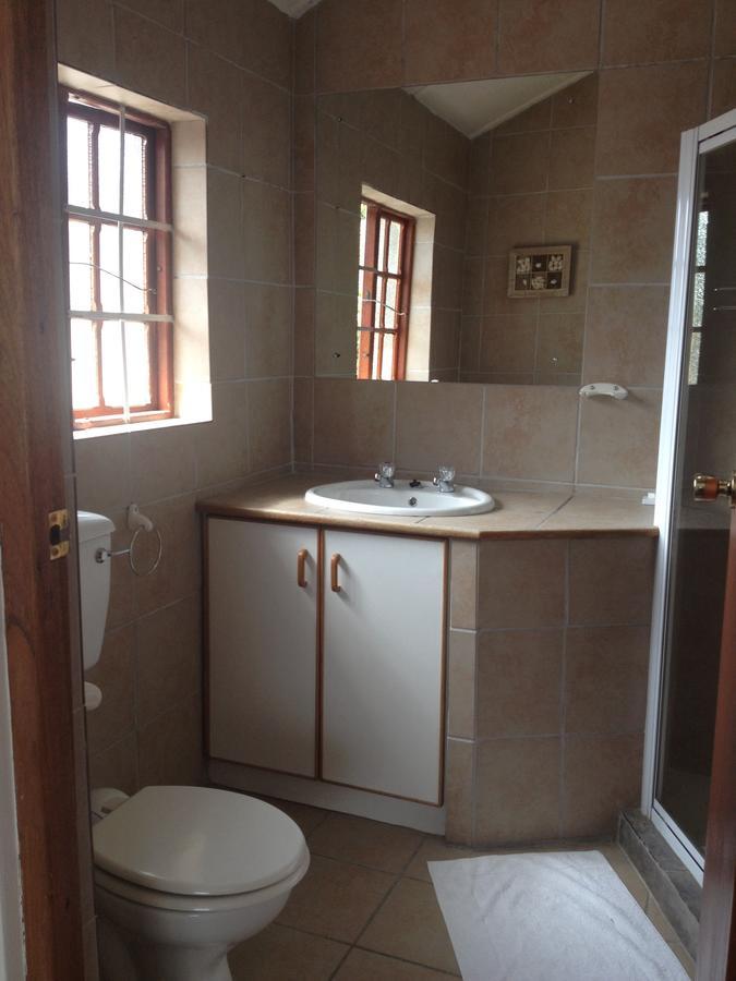 Smart Villa Guest House Ист-Лондон Экстерьер фото